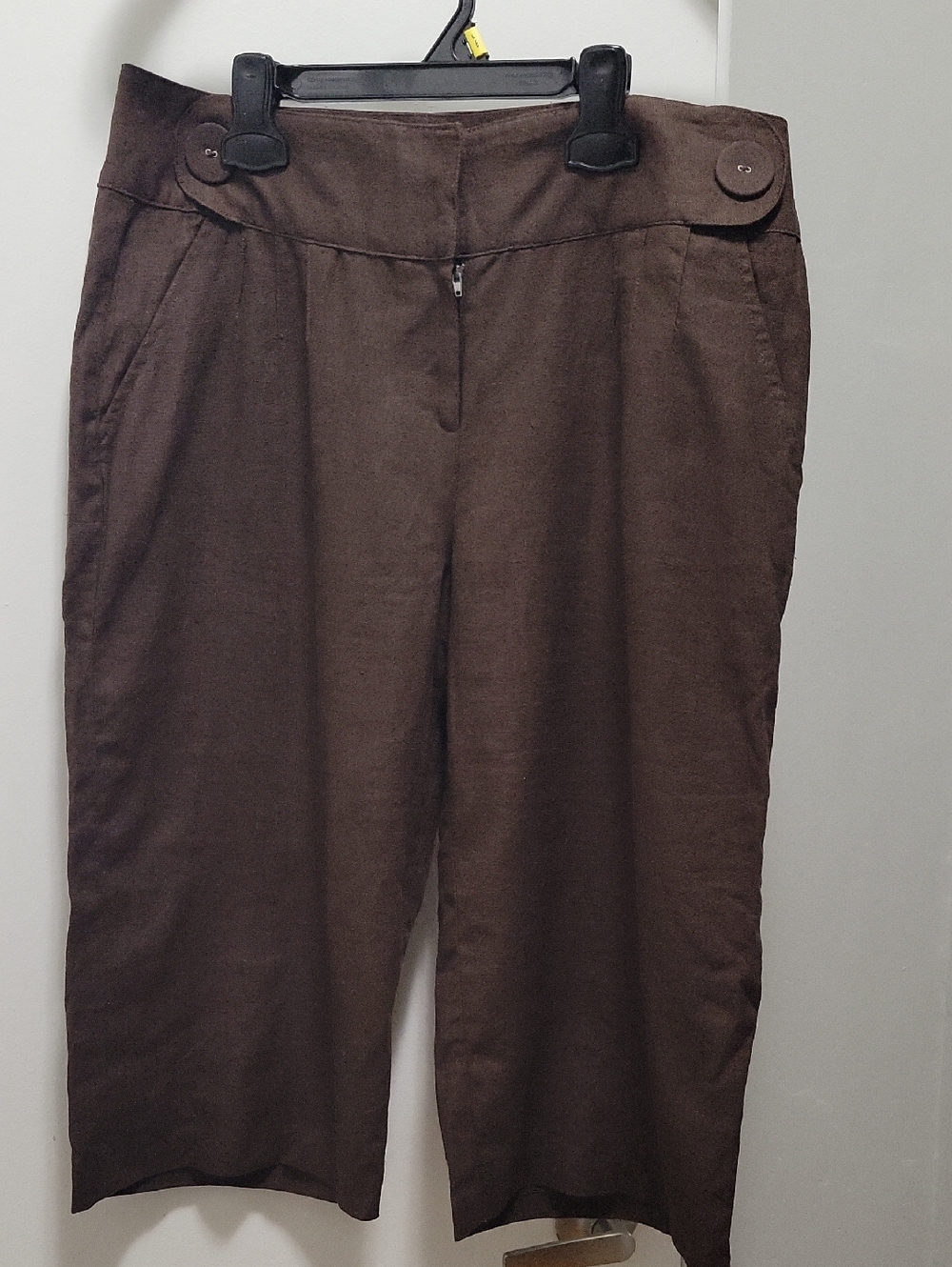 Jessica Brown Cropped High-Waist Trousers with Button Tabs